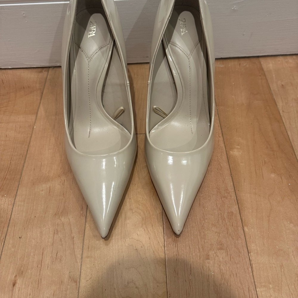 Elegant Cream High Heels